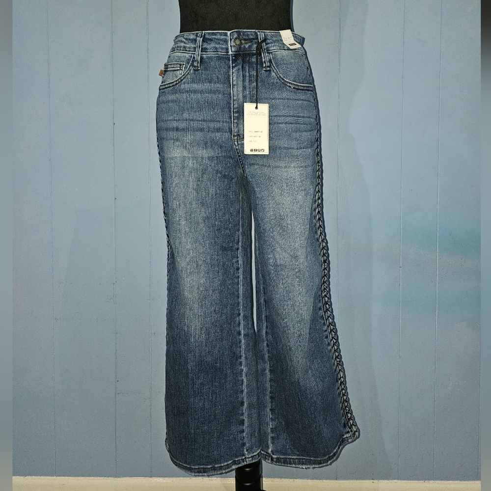 Women's Judy Blue Hich Waist Wide Leg Crop Jeans